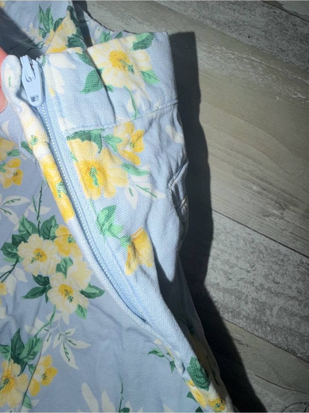 Janie and Jack Girl’s Blue Floral Shorts Size 12 - Picture 2 of 5